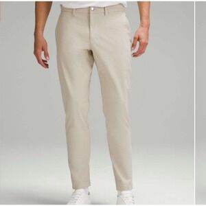 Lululemon Men's ABC Slim Fit Trouser Stretch Cotton VersaTwill Size 34x28 Khaki